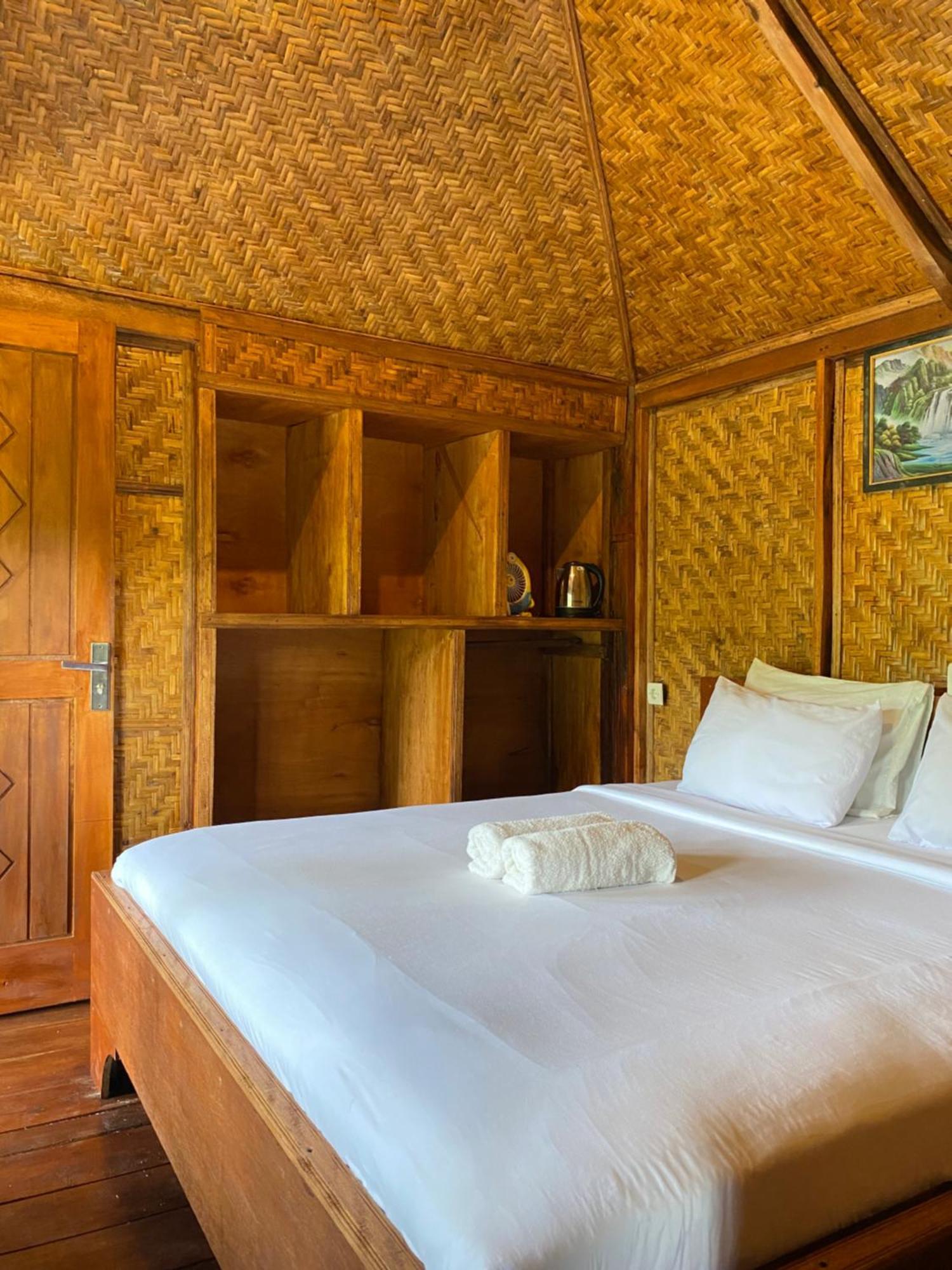 Aulia Bungalows Tetebatu Extérieur photo